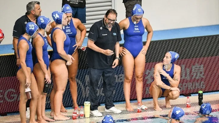 w01 224711WaterpoloGreecewomensNT2