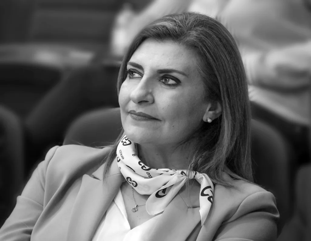 ΛΙΑΚΟΥΛΗ ΑΣΠΡΟΜΑΥΡΟ 1