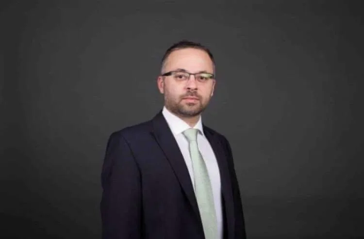 Ζούπης, Σεριάτος, Πιστόλας αναλύουν στο libre τις πολιτικές ανακατατάξεις μετά την εμφάνιση Τσίπρα, Καρυστιανού 12 πιστολας