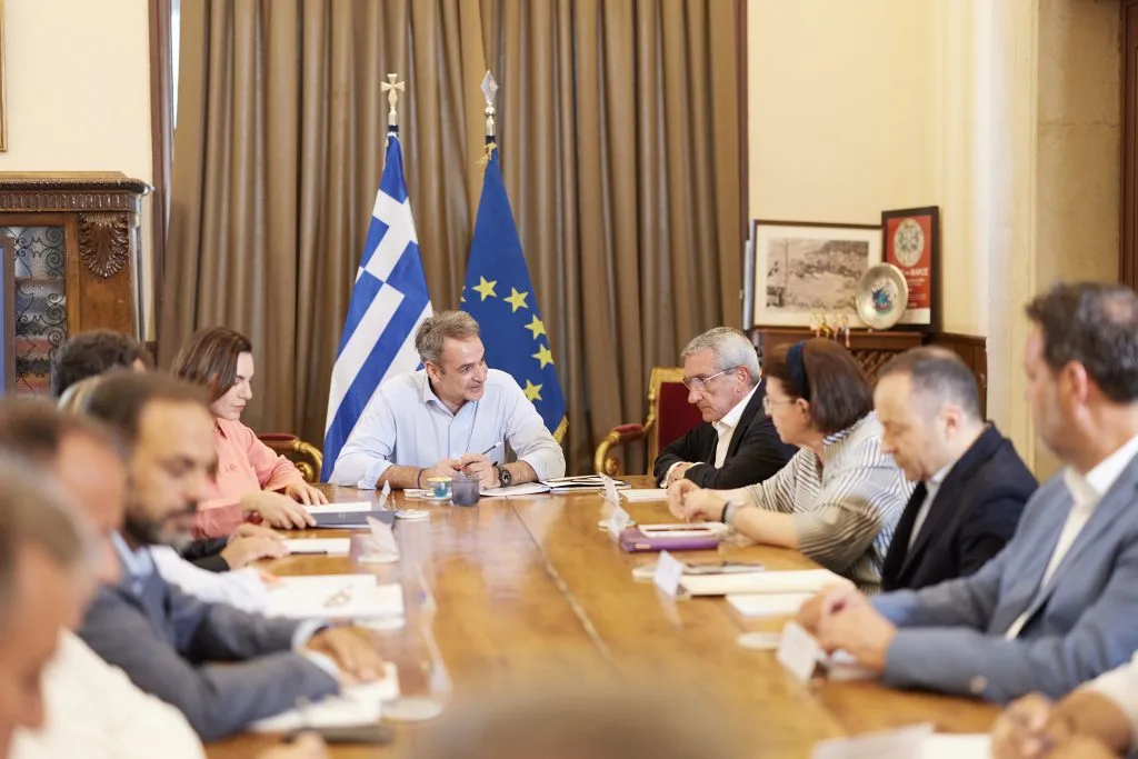 Μητσοτάκης: ''Νέο νοσοκομείο στην Κω και αναβάθμιση του λιμανιού της Ρόδου'' 2 1 10