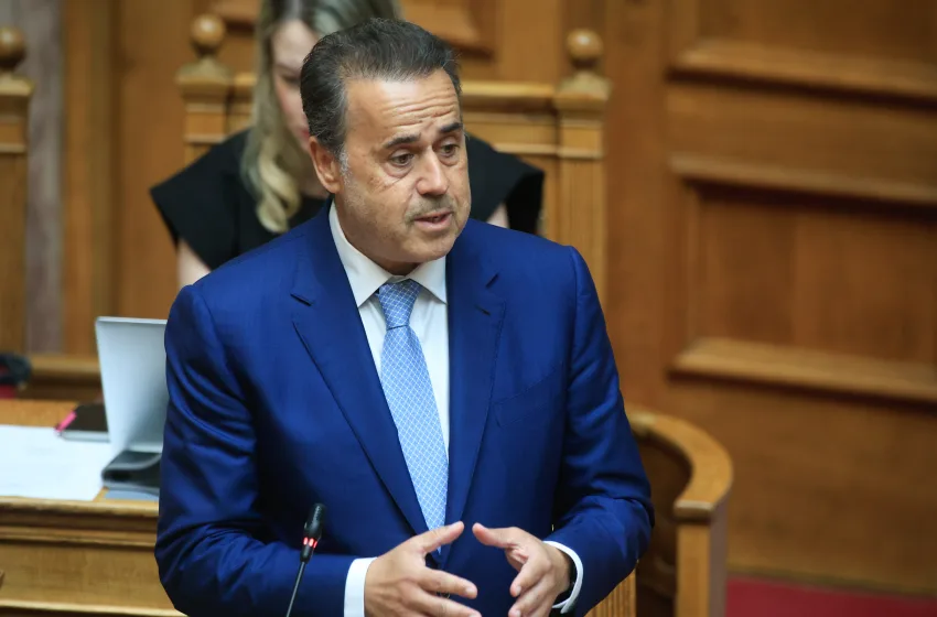  Παπασταύρου: Η κυβέρνηση θα συνεχίσει να στηρίζει τα νοικοκυριά όσο διαρκεί η κρίση στη Μέση Ανατολή