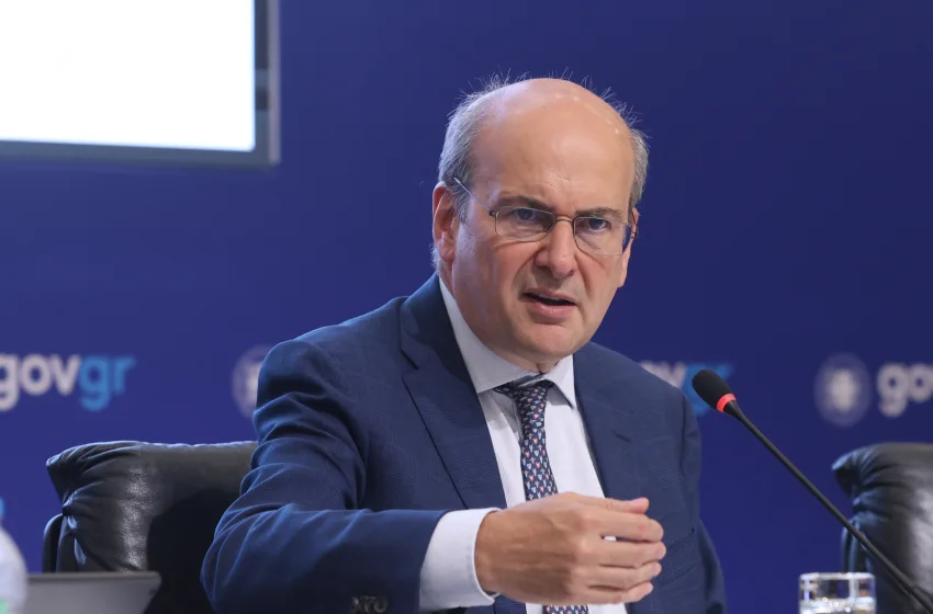  Χατζηδάκης: Εμείς με νέες ιδέες για το 2030, οι άλλοι με τοξικότητα και ψέματα