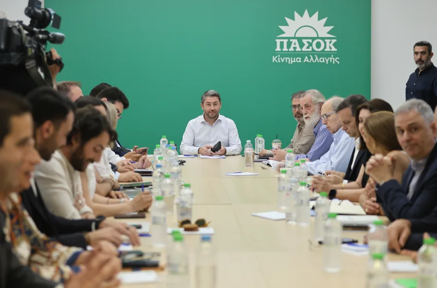  Ανδρουλάκης:”Προξενιά ούτε με τη ΝΔ της διαφθοράς ούτε με τους αποτυχημένους του χθες”
