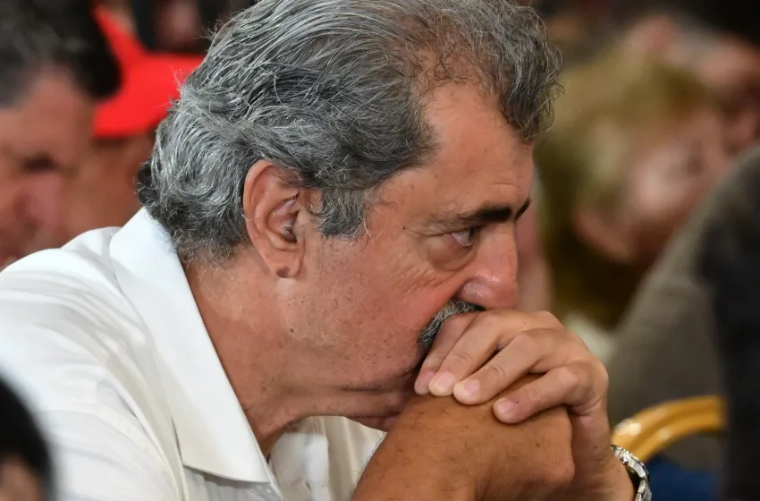  ΚΕ ΣΥΡΙΖΑ/Πολάκης: Το δίλημμα δεν είναι αν θα είμαστε με τον Τσίπρα, αλλά αν την επόμενη ημέρα θα υπάρξει ΣΥΡΙΖΑ