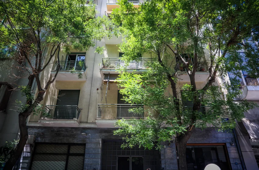  Μέσα στο διαμέρισμα του 37χρονου Παλαιστίνιου στα Πατήσια (vid)
