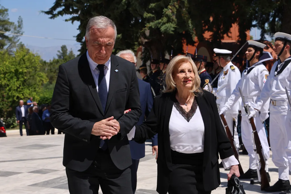 Ο πολιτικός κόσμος αποχαιρέτησε τον Γιώργο Σουφλιά:Κρατούσε αναμμένο το φως όταν οι συνθήκες σκοτείνιαζαν 14 6993361