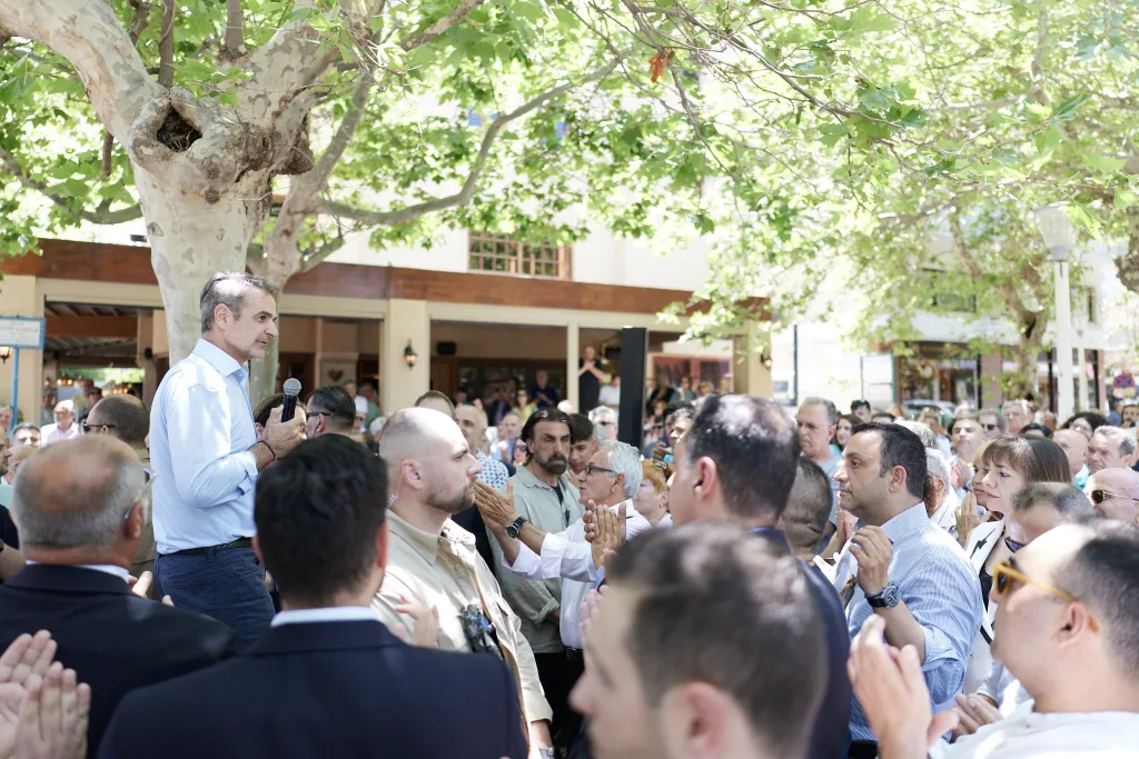 6998795