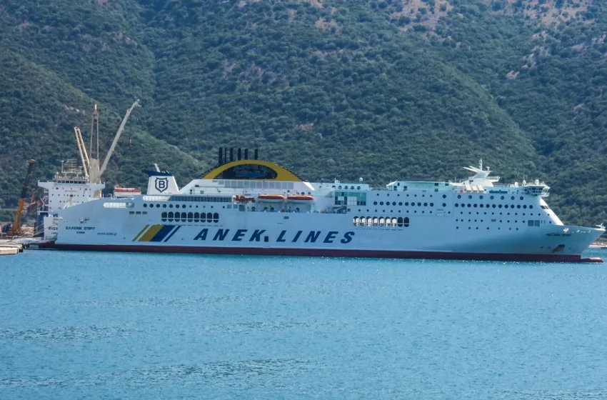  Ταλαιπωρία για 1246 επιβάτες στο πλοίο Κίσσαμος-Προσάραξε σε αβαθή μετά από μπλακ άουτ-Παραμένει στη Μήλο