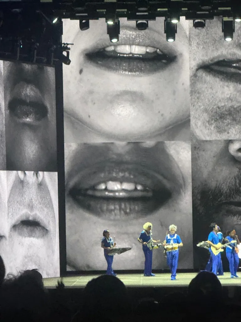 "Masterclass" στα live από τον αειθαλή David Byrne στο Release Athens- Όσα είδε και έζησε το libre 10 IMG 20260622 WA0002 1