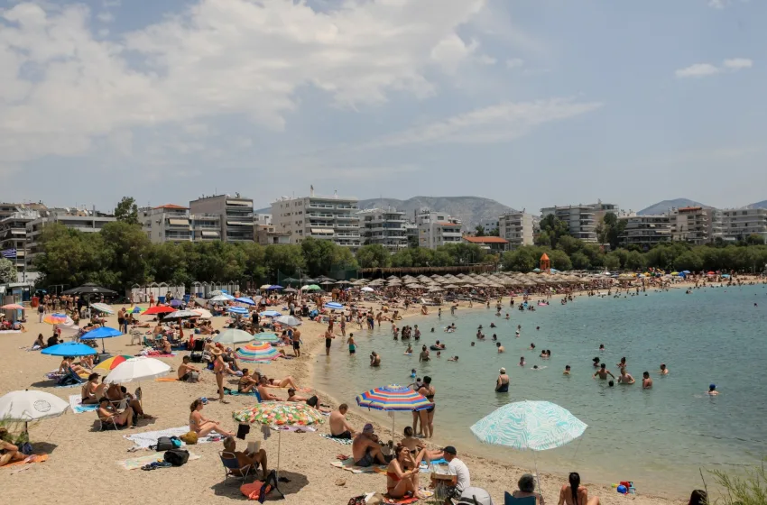  Ακατάλληλο για κολύμβηση το 60% των παραλιών της Αττικής