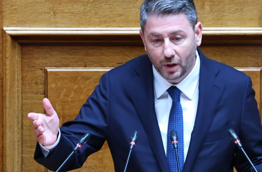  Ανδρουλάκης: Η συνταγματική αναθεώρηση απαιτεί σοβαρότητα και όχι φθηνούς τακτικισμούς