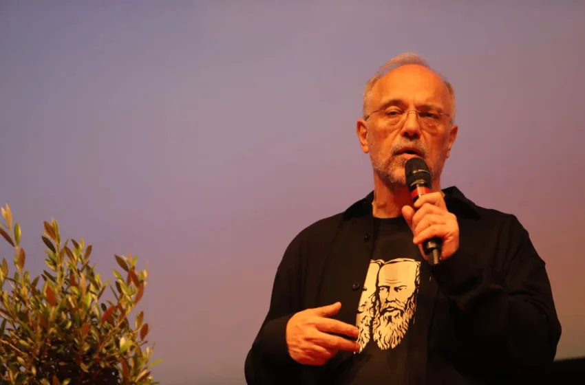  Αυγερινός: “Δεν έχουμε χορηγούς που να μας κάνουν rebranding-Η Καρυστιανού χρηματοδοτεί το κόμμα”