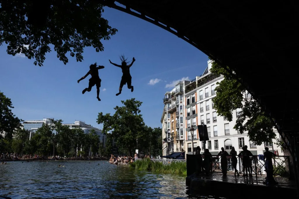 blackouts alerts and museum closures as record heatwave grips france 3222568 20260624103629