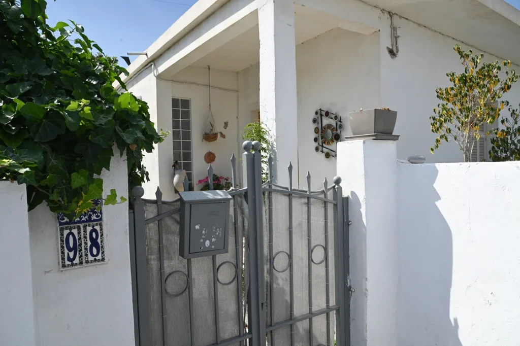 dolofonia aigio