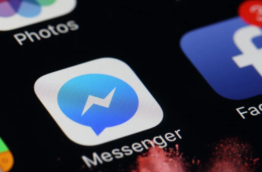  “Έπεσαν” facebook και messenger