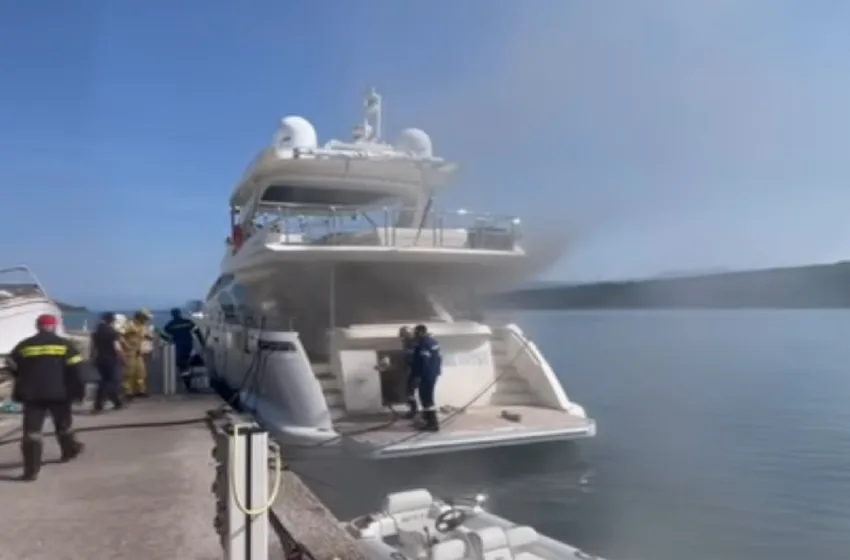  Αμφιλοχία: Γιοτ έπιασε φωτιά στο λιμάνι(vid)