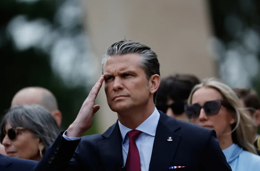  Χέγκσεθ: Η Ευρώπη δέχεται εισβολή επικίνδυνων ιδεολογιών- Βάρκες φτάνουν σε Ελλάδα, Ισπανία, Ιταλία,