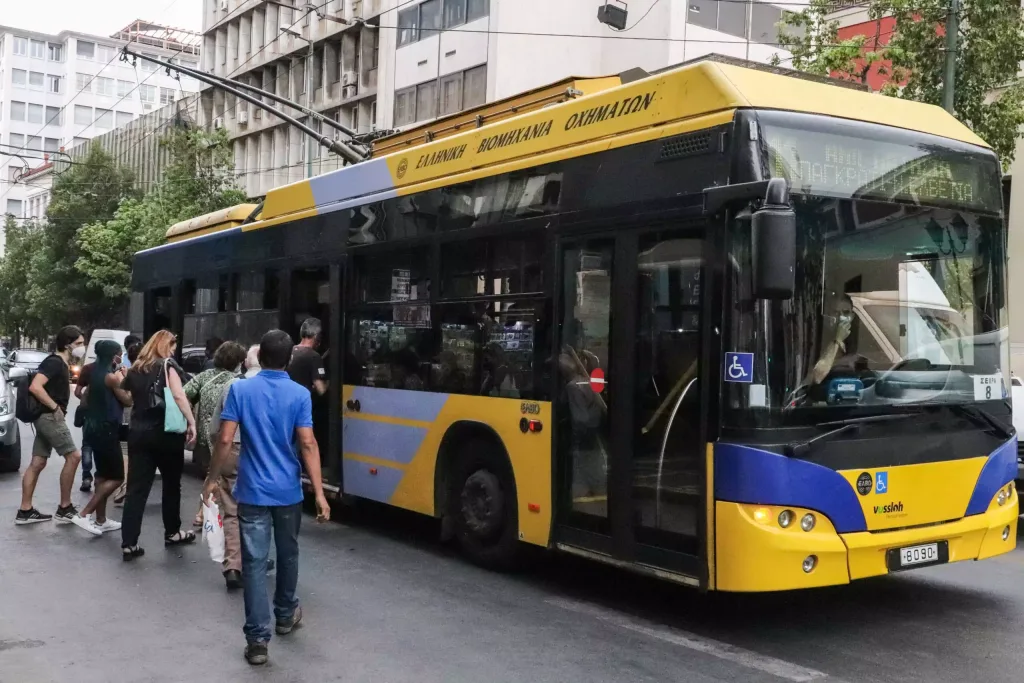 Δωρεάν μετακίνηση με τα ΜΜΜ/ Που ισχύει, πόσο θα μας κοστίσει-Τα οφέλη και τα εμπόδια 3 image 33