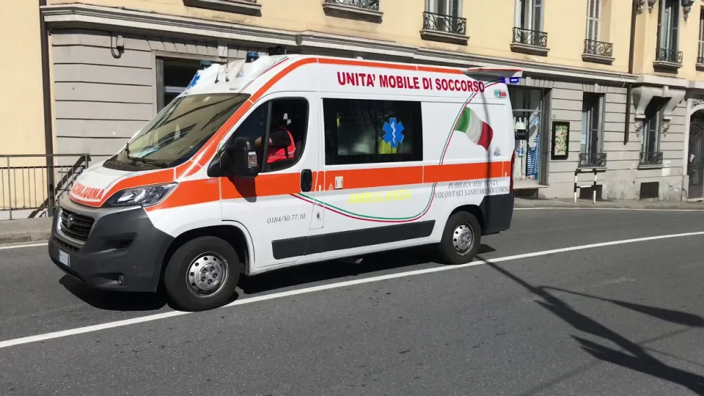 italia asthenoforo