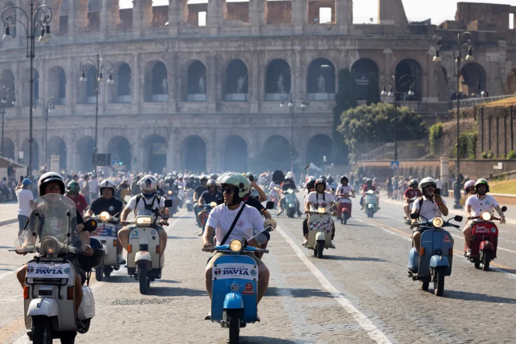 italy vespa