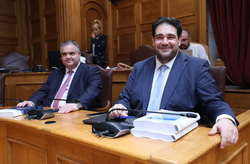  “Μάχη” για τους ΟΤΑ εν μέσω διαφωνιών Δούκα-Κυρίζογλου-Κατάργηση β΄ γύρου εκλογών, ενοποίηση φόρων-Θέσεις κυβέρνησης, αντιπολίτευσης