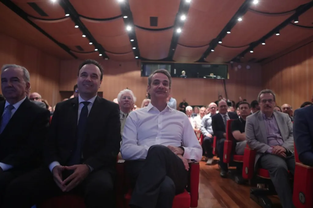 mitsotakis 14