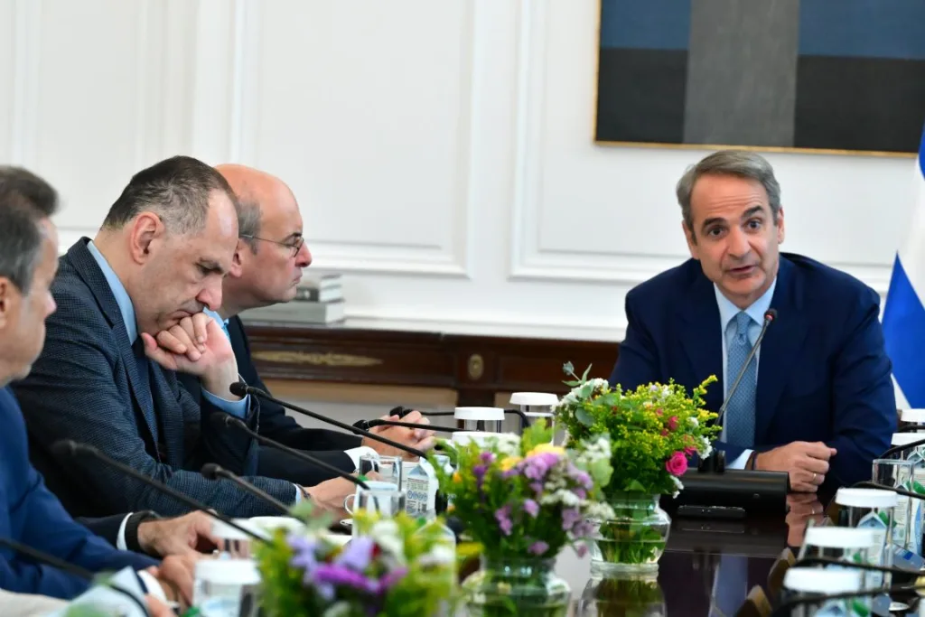 mitsotakis 19