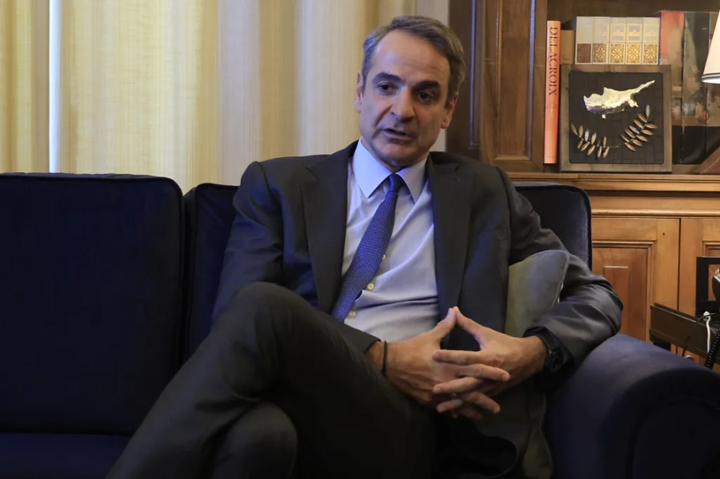 mitsotakis 2 4