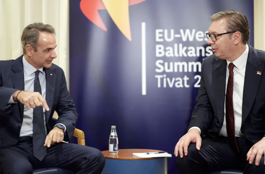  Συνάντηση Μητσοτάκη-Βούτσιτς: Συζήτησαν για ενεργειακή συνεργασία- Στήριξη της ευρωπαϊκής πορείας της Σερβίας