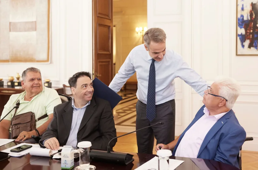  Συνάντηση Μητσοτάκη με το Σύλλογο Παραπληγικών-Στήριξη των ΑμεΑ, επέκταση Προσωπικού Βοηθού