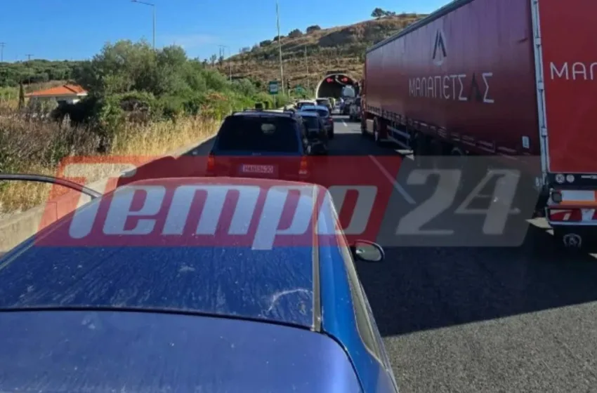  Πάτρα: Ασθενοφόρο που μετέφερε ασθενή έπιασε φωτιά