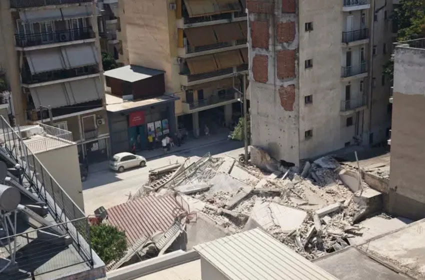  Πετράλωνα: Έλεγχοι σε διπλανή πολυκατοικία από αυτήν που κατέρρευσε-Έφυγαν προληπτικά οι ένοικοι