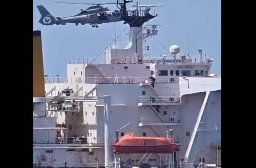  Γαλλία: Το Πολεμικό Ναυτικό αναχαίτισε ύποπτο τάνκερ- Πιθανόν ανήκει στον σκιώδη ρωσικό στόλο