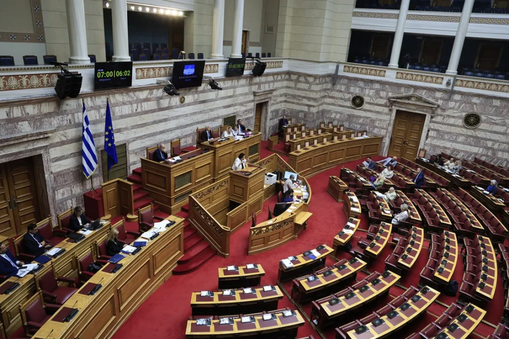 vouli metanastefsi