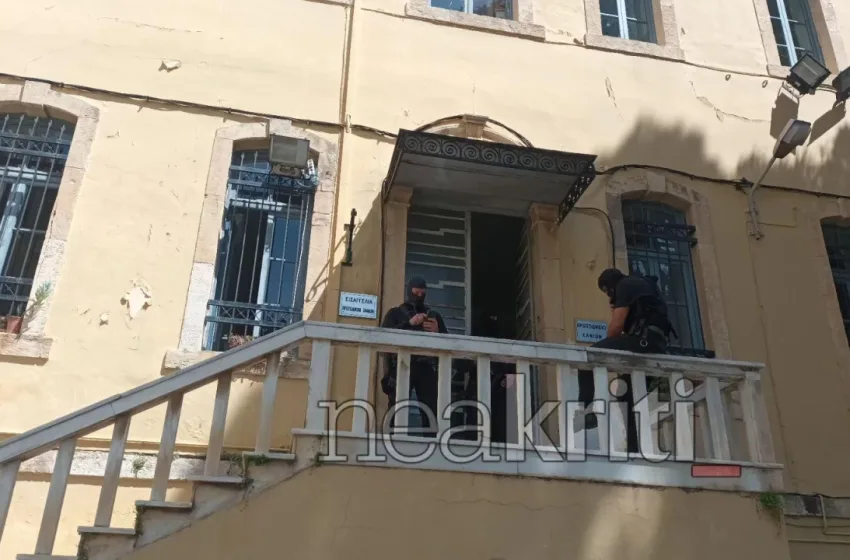  Χανιά: Ελεύθερος ο Γερμανός που φωτογράφιζε στρατιωτικά αεροσκάφη στη Σούδα