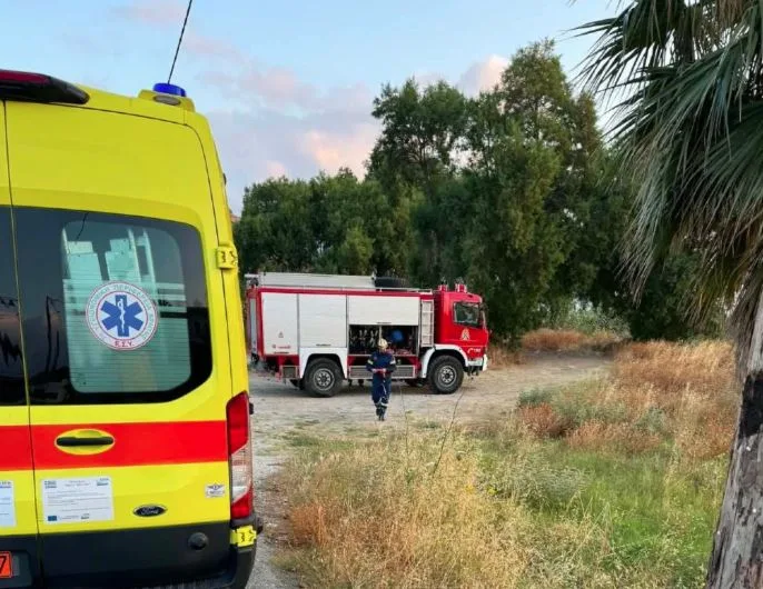 Χανιά: Εκτός ελέγχου όχημα βρέθηκε από τον δρόμο στο χωράφι 2 Β
