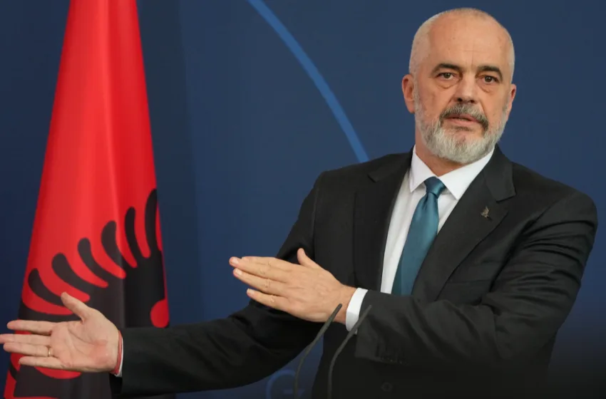  Ο Ράμα “βλέπει” Ιράν και ξένους παράγοντες πίσω από τις διαδηλώσεις στην Αλβανία