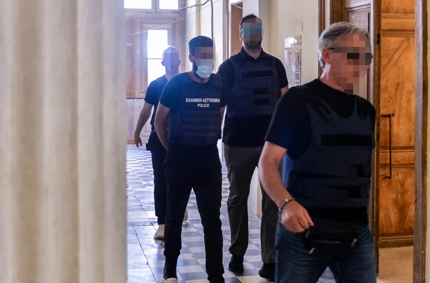  Διασώστρια ΕΚΑΒ: Ελεύθερη με περιοριστικούς όρους η 30χρονη-Τι είπε στην απολογία του ο 41χρονος