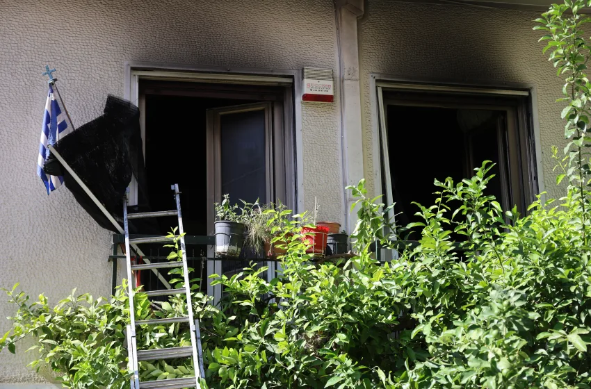  Πατήσια: Πώς ξεκίνησε η φωτιά με νεκρή μία ηλικιωμένη- Με σοβαρά εγκαύματα ο σύζυγος