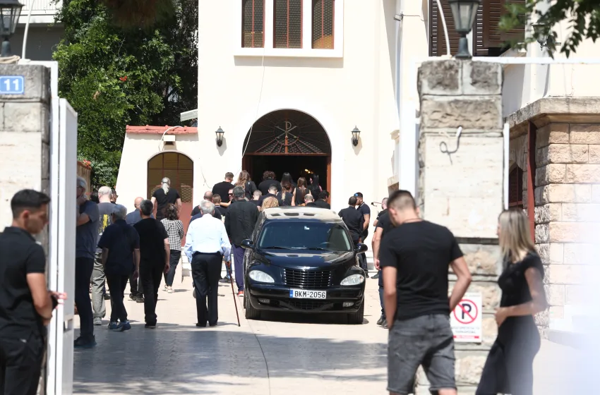  Λορέντζο Καριέρε: Συγκλόνισε ο γιος του 