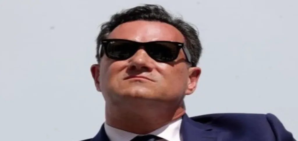 adonis gyali e1785437285607