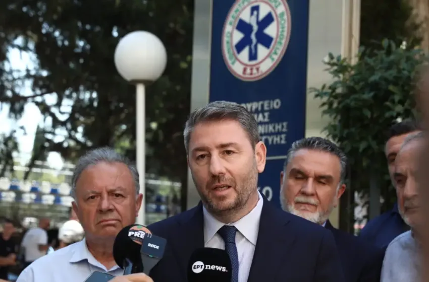  Στο ΕΚΑΒ ο Ανδρουλάκης: “Δεν θα επιτρέψουμε το υπ. Υγείας να μετατραπεί σε υπ. Προπαγάνδας του Γεωργιάδη”