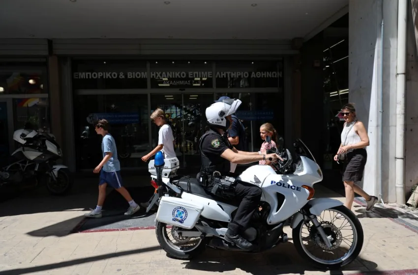  Φάρσα τα τηλεφωνήματα για βόμβα σε τέσσερα κτήρια