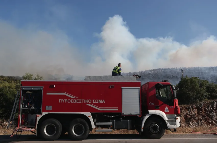  Επιστρέφουν τα μελτέμια, πολύ υψηλός κίνδυνος πυρκαγιάς σε τρεις περιφέρειες