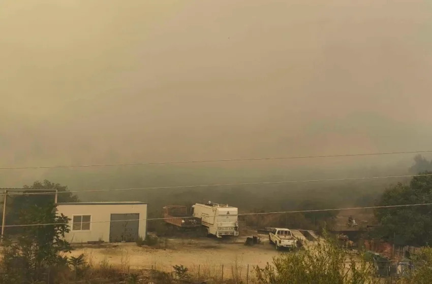  Φωτιά στο Κομπότι Άρτας, μήνυμα 112 για απομάκρυνση προς γήπεδο Σελλάδων