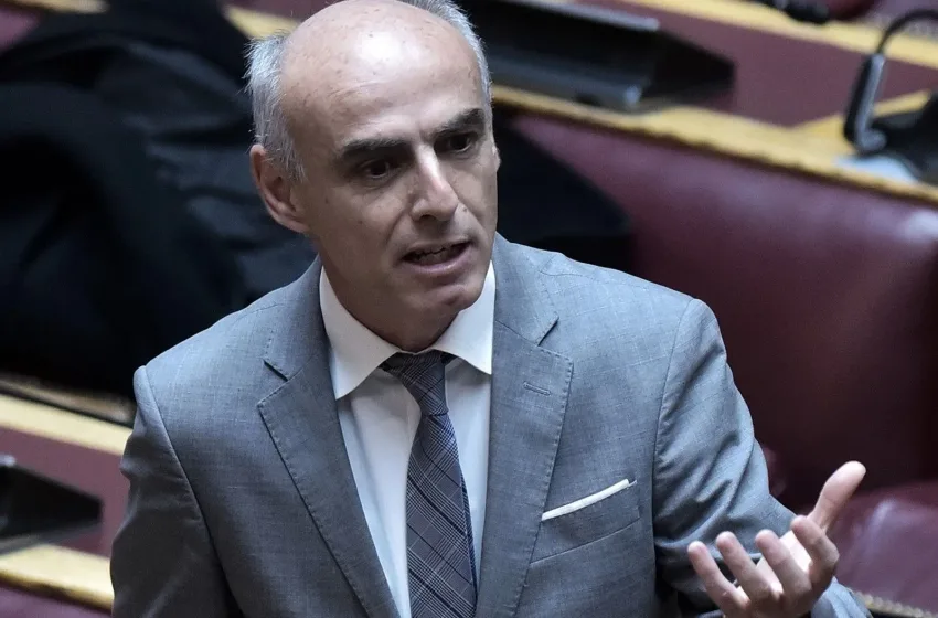  Ανεξαρτητοποιήθηκε και ο Γιώργος Γαβρήλος από την ΚΟ του ΣΥΡΙΖΑ