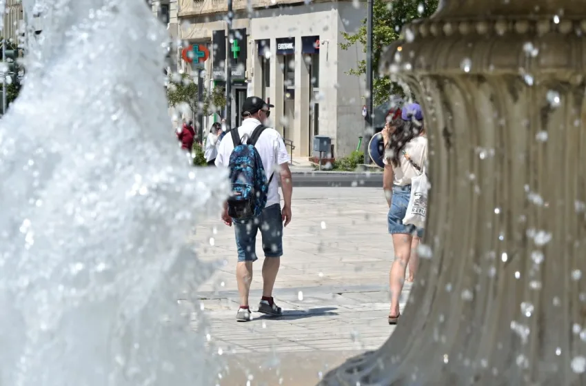  Καιρός: Εφιαλτικό τριήμερο με καύσωνα -Έως 41 βαθμούς η θερμοκρασία σήμερα – “Καμίνι” η χώρα