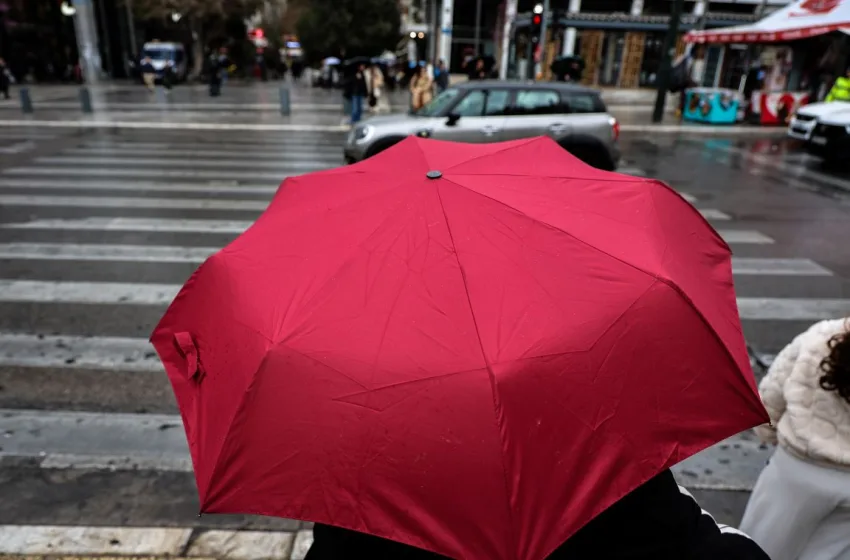  Ραγδαία αλλαγή του καιρού: Βροχές, καταιγίδες, χαλάζι και μπουρίνια-Συναγερμός σε 11 περιοχές
