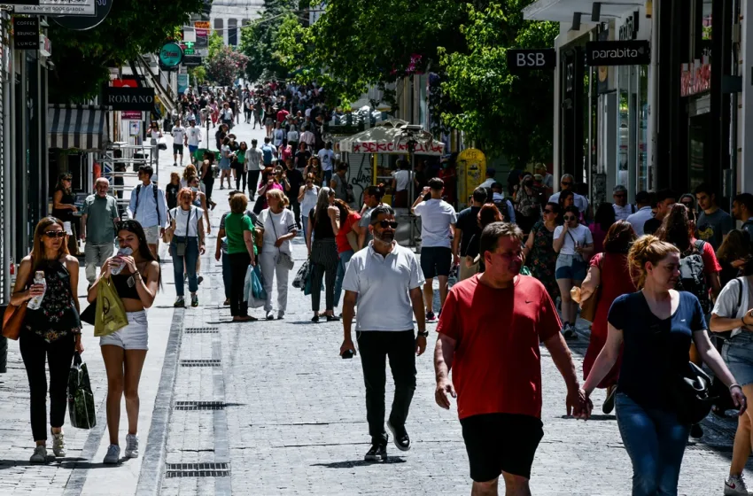  Ρεπορτάζ libre: Πιέσεις στη μεσαία τάξη-Σχεδόν ένας στους δύο δεν αντέχει εβδομάδα διακοπών