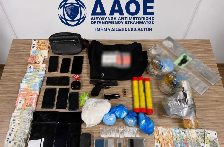  Ξηλώθηκε κύκλωμα εκβιαστών – Εμπλέκονται σε εμπρησμούς, εκρήξεις, απόπειρες ανθρωποκτονίας, βία, διακίνηση ναρκωτικών